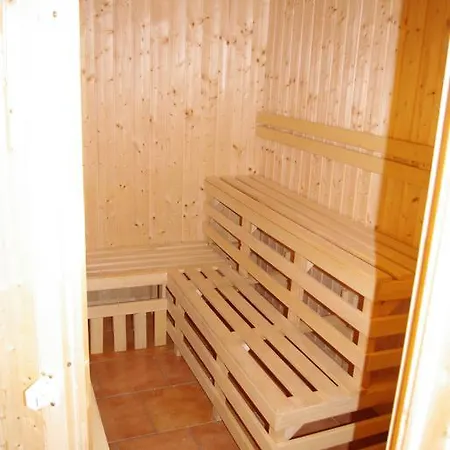 斯珀尔伯格飞度酒店 旅馆 *