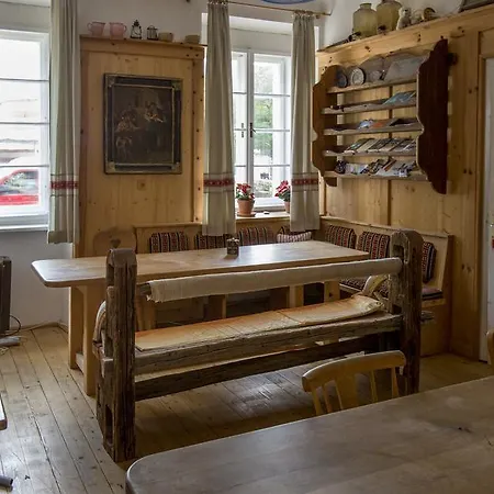 斯珀尔伯格飞度酒店 旅馆 *